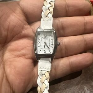 Working Timex‎ Women's 21mm Barrel Watch Silver White Beige Braided Leather